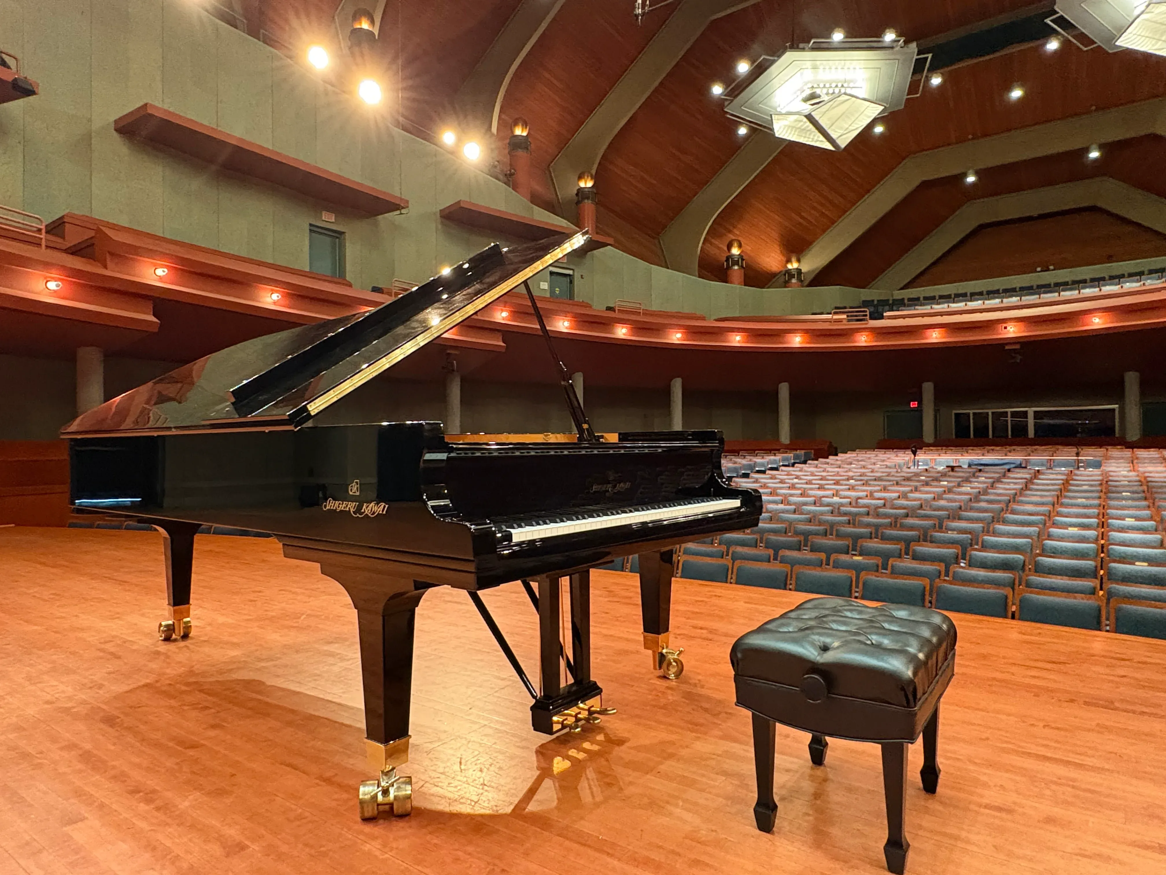 Two Piano Extravaganza: Six Pianists, Two Pianos